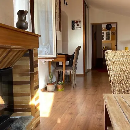 Cosy And Calm In Heart, Air-conditioned, With Free And Large Parking Q-park Chavant *