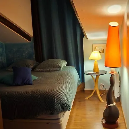 Cosy And Calm In Heart, Air-conditioned, With Free And Large Parking Q-park Chavant * גרנובל