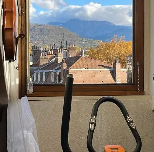 Cosy And Calm In Heart With Free And Large Parking Q-park Chavant Appartement Grenoble
