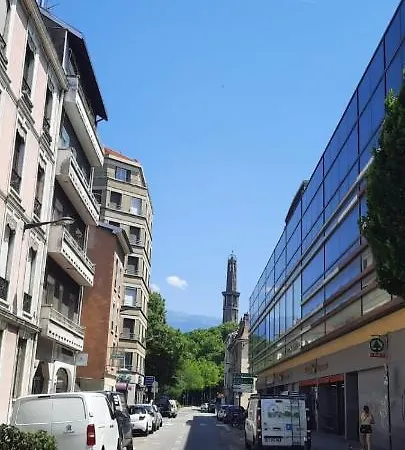 Cosy And Calm In Heart With Free And Large Parking Q-park Chavant Appartement *