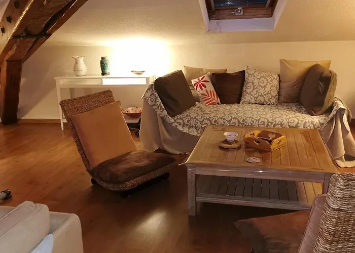 Cosy And Calm In Heart With Free And Large Parking Q-park Chavant Apartment