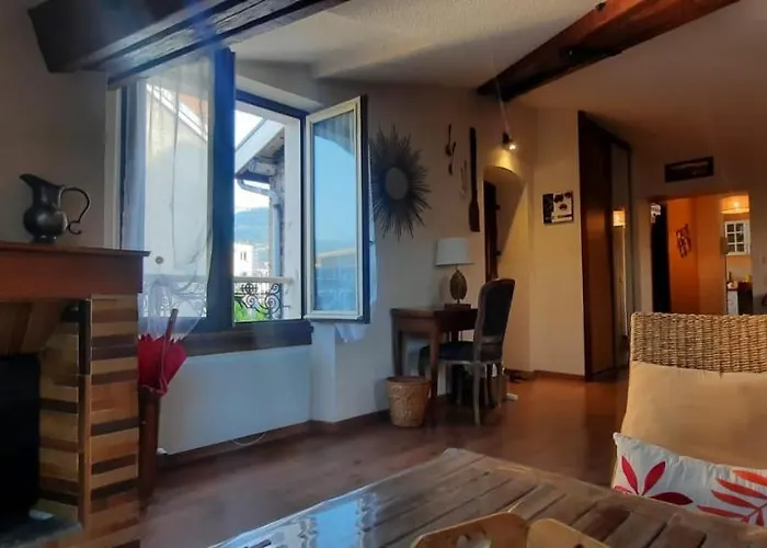 Cosy And Calm In Heart With Free And Large Parking Q-park Chavant * Grenoble