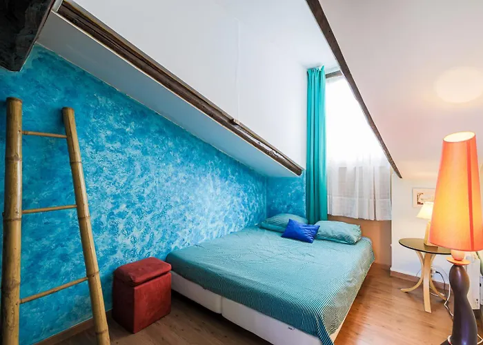 Apartment Cosy And Calm In Heart With Free And Large Parking Q-park Chavant